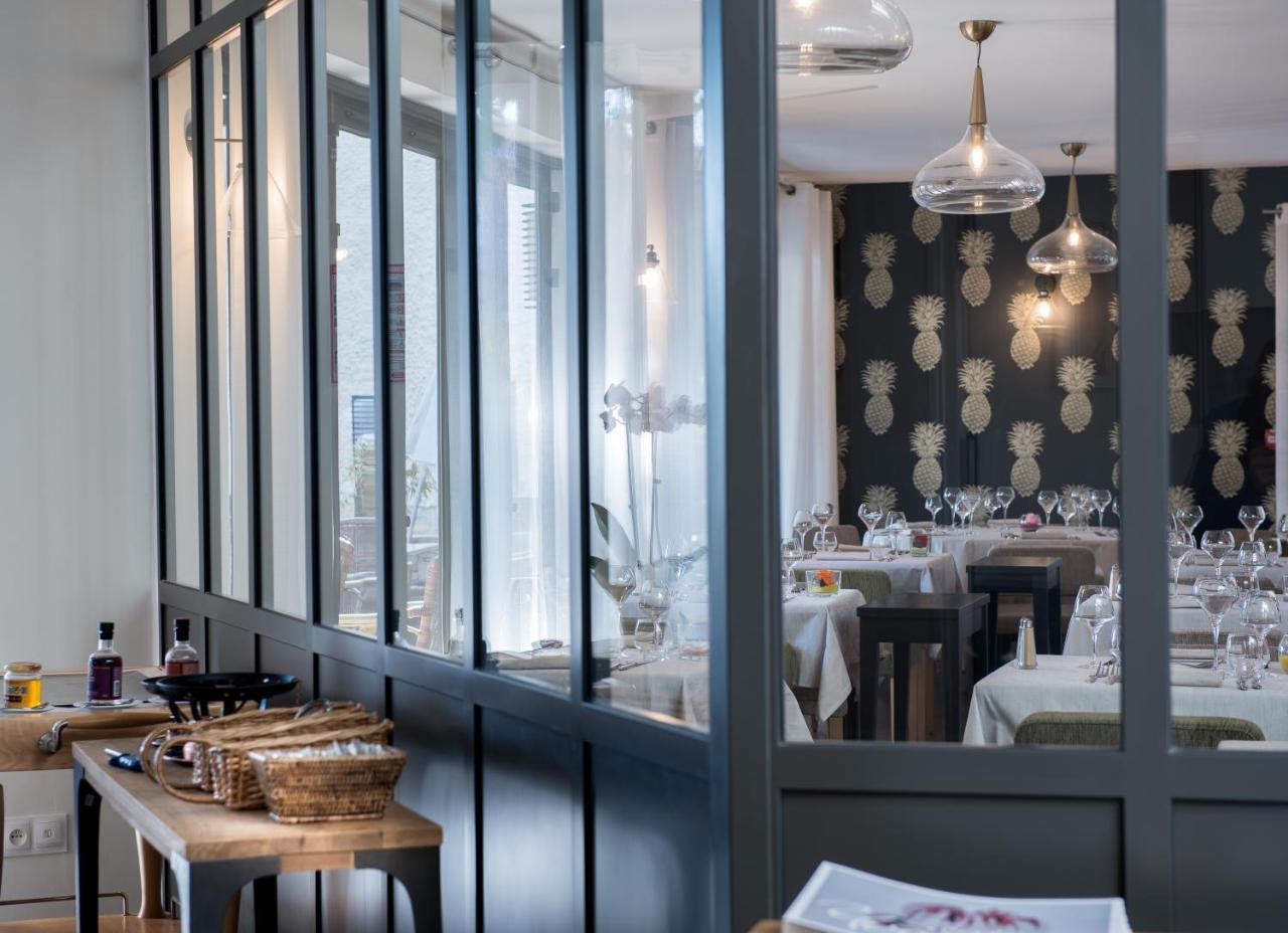 Logis Hotel Tante Yvonne & Son Restaurant Semi-Gastronomique - Lyon Nord Quincieux Exteriör bild